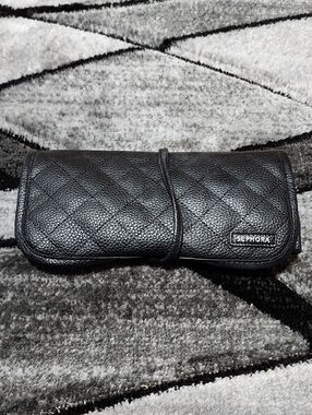 SEPHORA BLK VEGAN DIAMOND-QUILTED TIE-ROLL-UP MAKEUP BRUSH TRAVEL ORGANIZER CASE